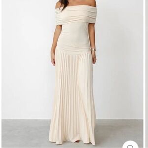 Off-Shoulder Pleated Maxi Dress in Cream